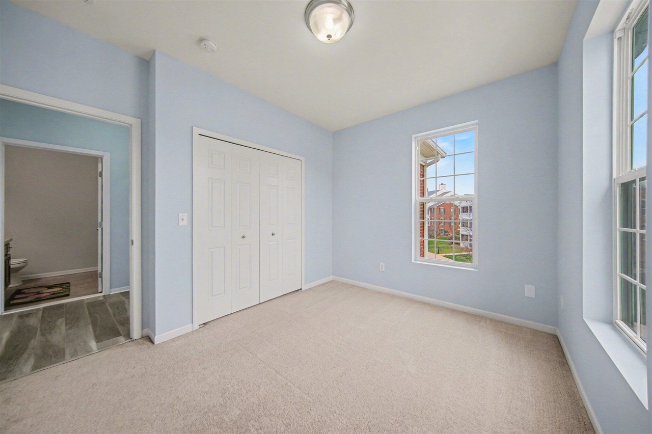 1016 W Summerfield Glen Circle UNIT&nbsp;87, Ann Arbor, MI, 48103-9166