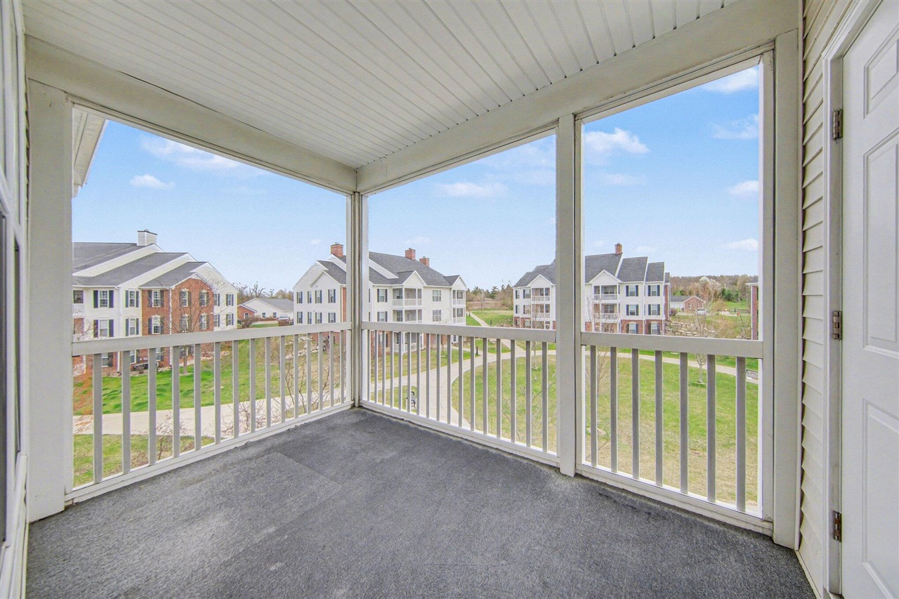 1016 W Summerfield Glen Circle UNIT&nbsp;87, Ann Arbor, MI, 48103-9166