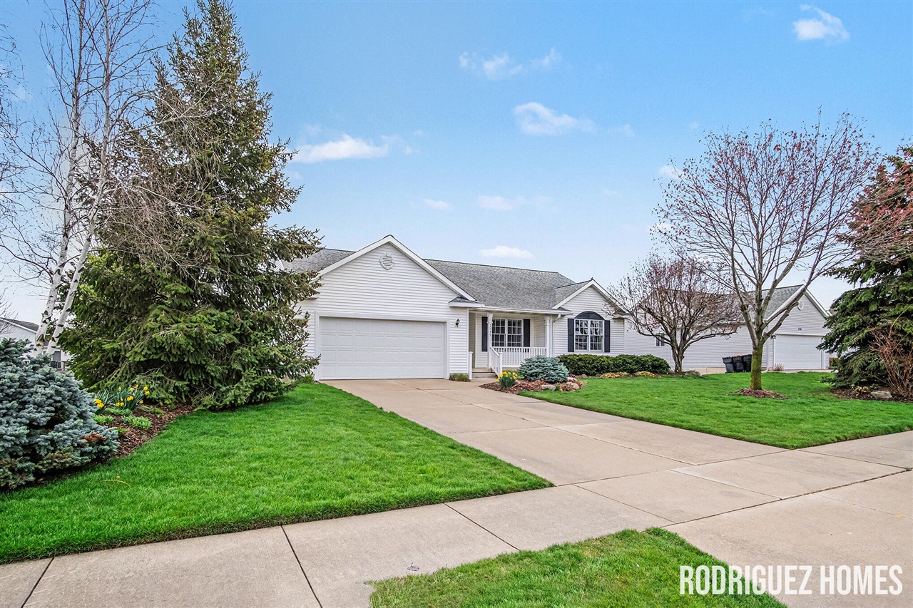 3745 Lenters Drive, Hudsonville, MI, 49426-7500