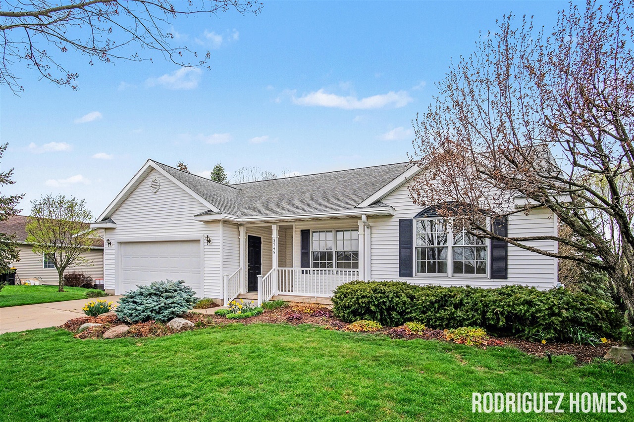 3745 Lenters Drive, Hudsonville, MI, 49426-7500