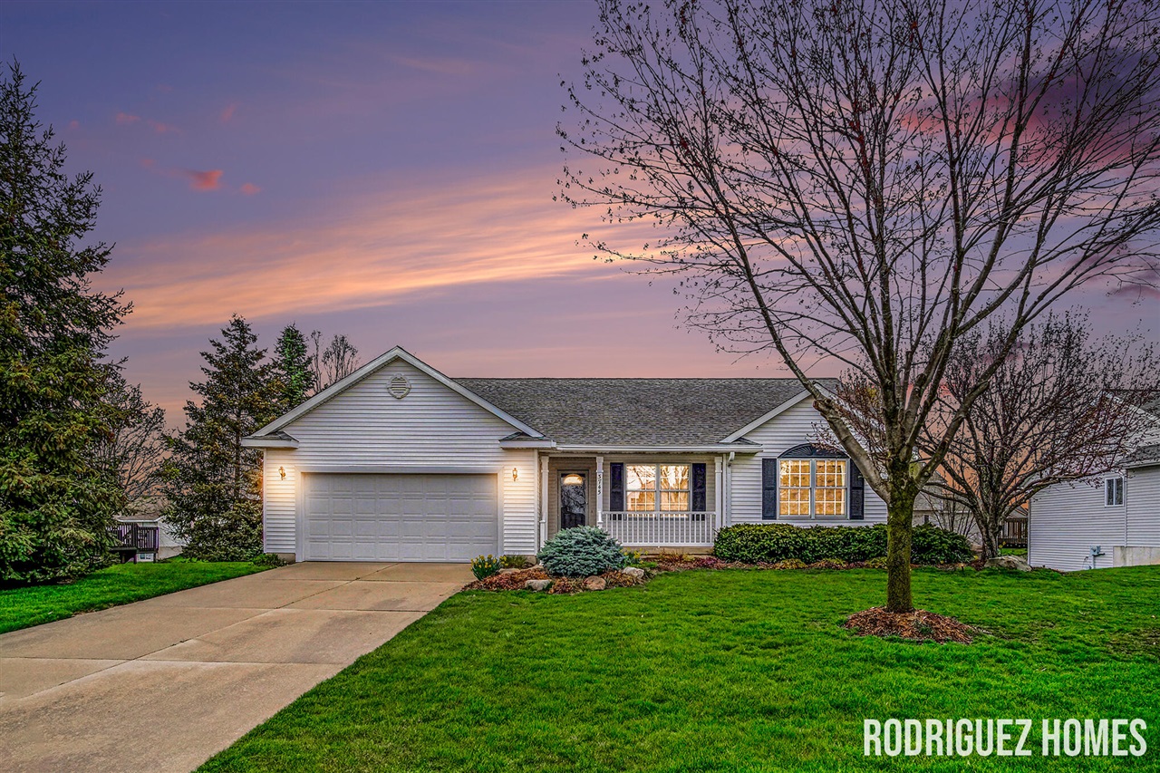 3745 Lenters Drive, Hudsonville, MI, 49426-7500