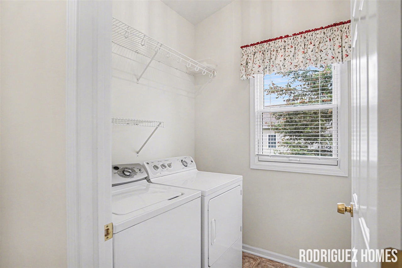 3745 Lenters Drive, Hudsonville, MI, 49426-7500