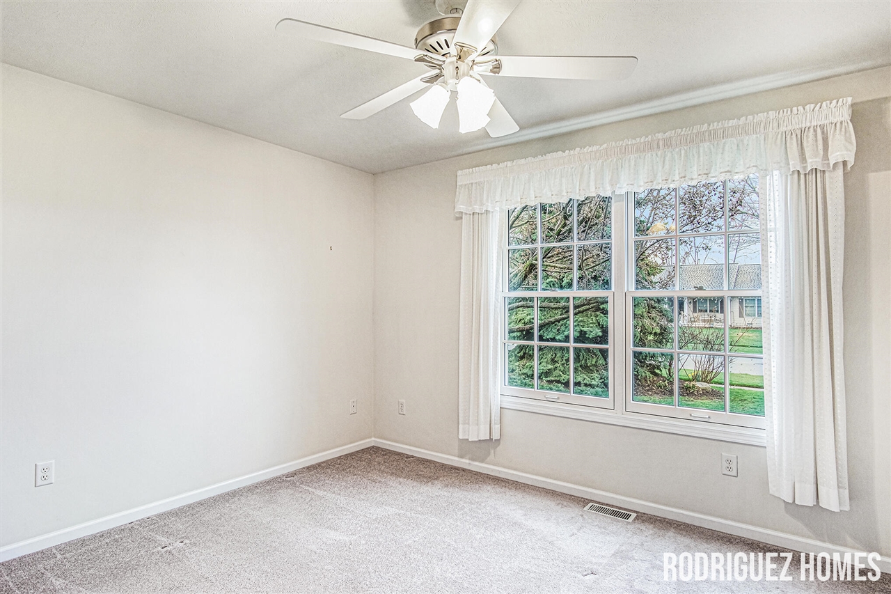 3745 Lenters Drive, Hudsonville, MI, 49426-7500