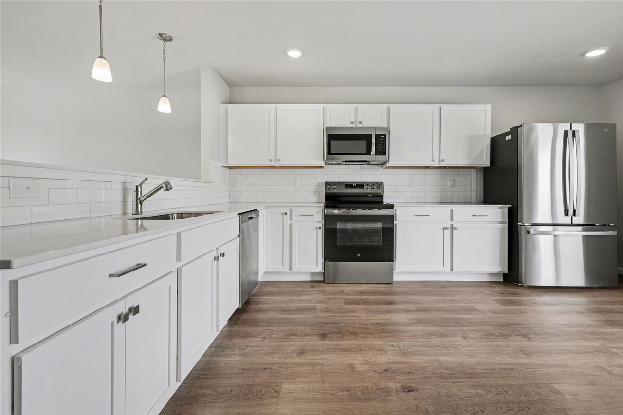 12861 High Ridge Court, Freeport, MI, 49325