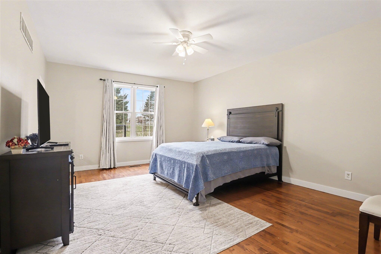 183 Abbington Circle, Battle Creek, MI, 49015-9506