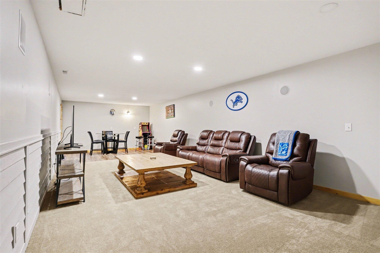 183 Abbington Circle, Battle Creek, MI, 49015-9506