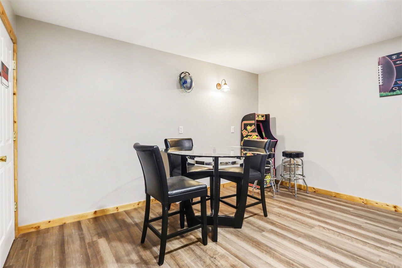 183 Abbington Circle, Battle Creek, MI, 49015-9506