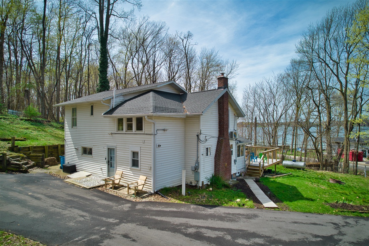 54879 Indian Lake, Dowagiac, MI, 49047-9364