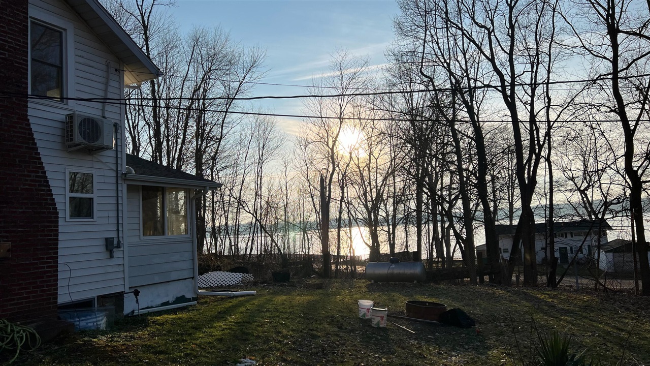 54879 Indian Lake, Dowagiac, MI, 49047-9364