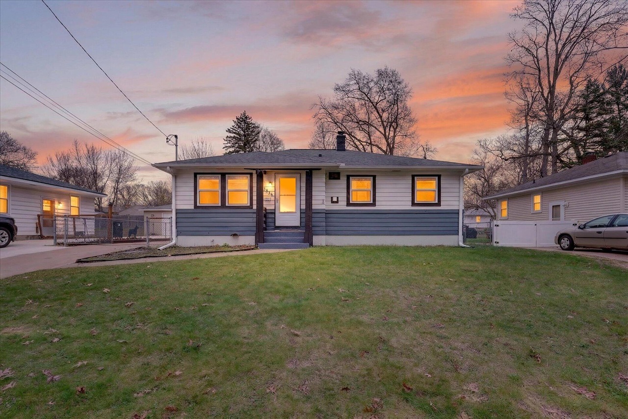 3834 Wyoming Avenue, Wyoming, MI, 49519-3660