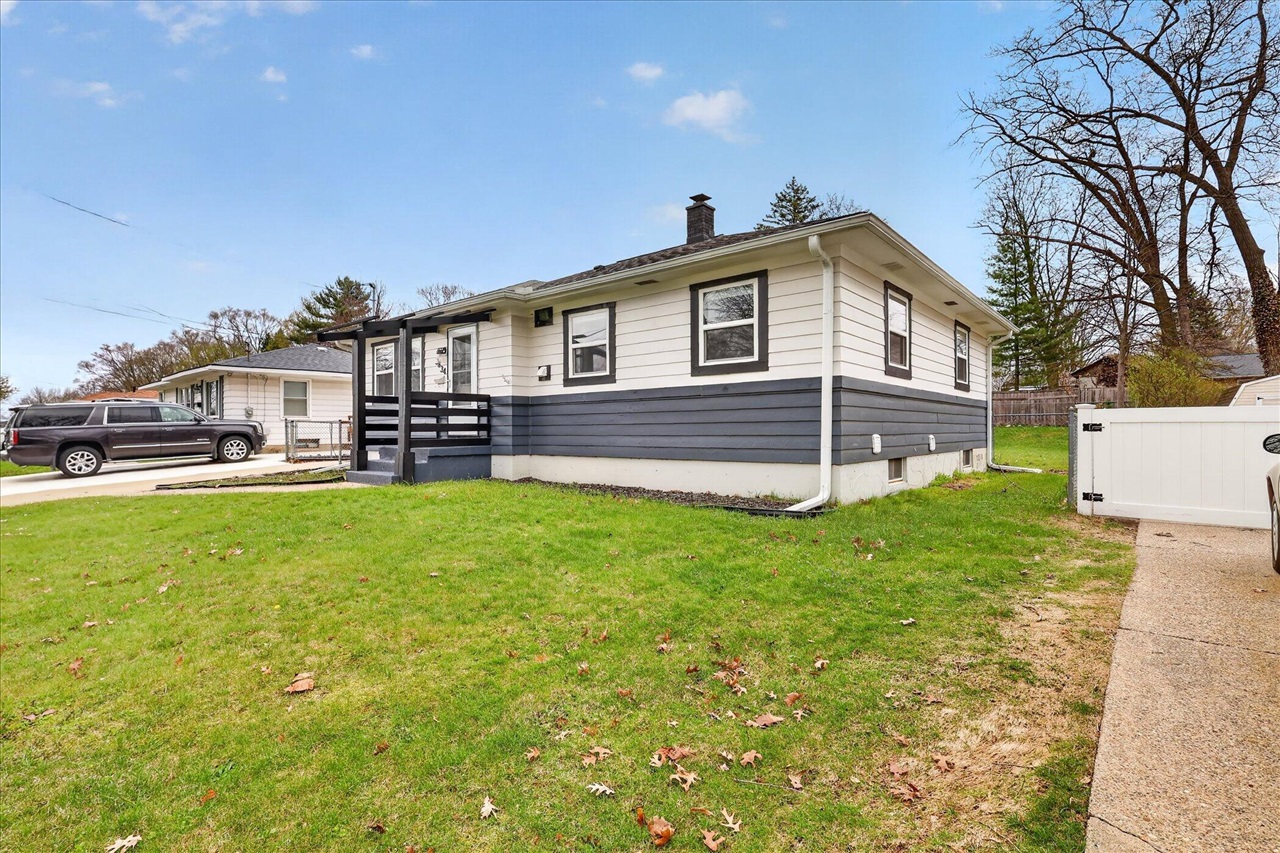 3834 Wyoming Avenue, Wyoming, MI, 49519-3660