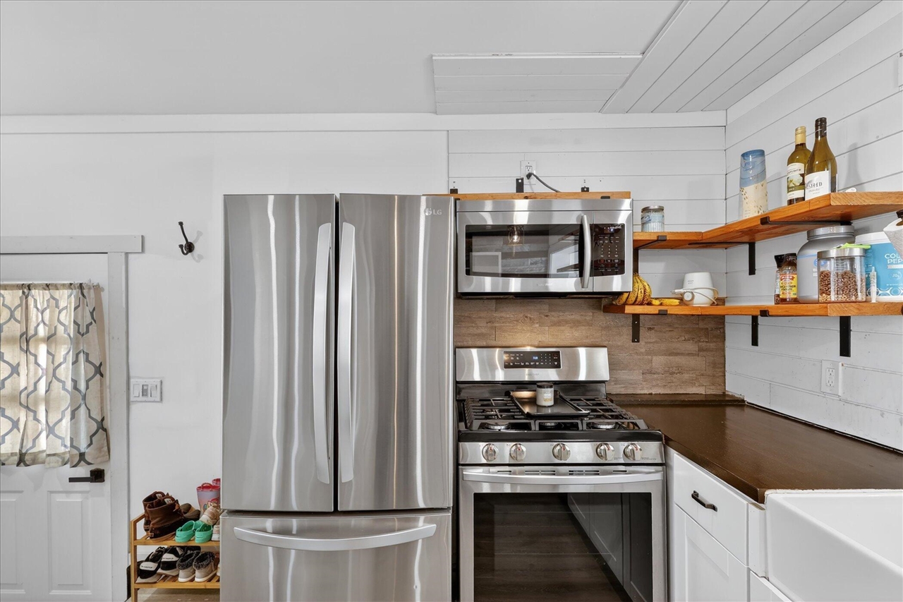 3834 Wyoming Avenue, Wyoming, MI, 49519-3660