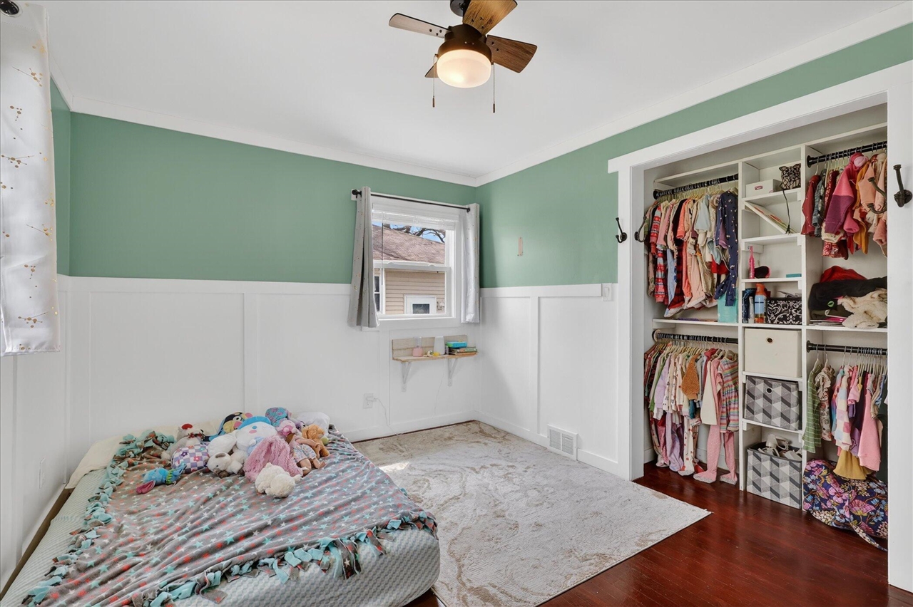 3834 Wyoming Avenue, Wyoming, MI, 49519-3660