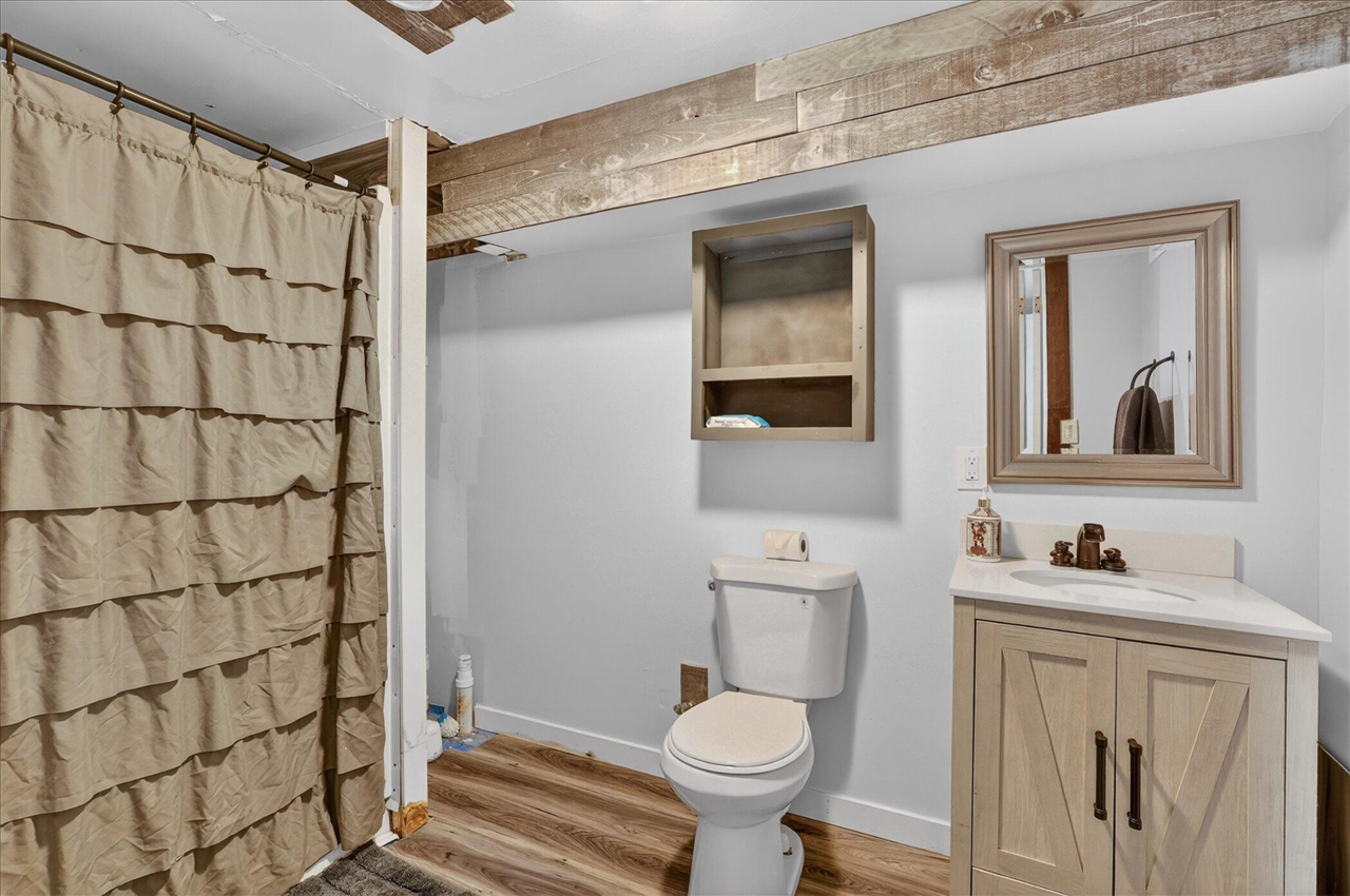 3834 Wyoming Avenue, Wyoming, MI, 49519-3660