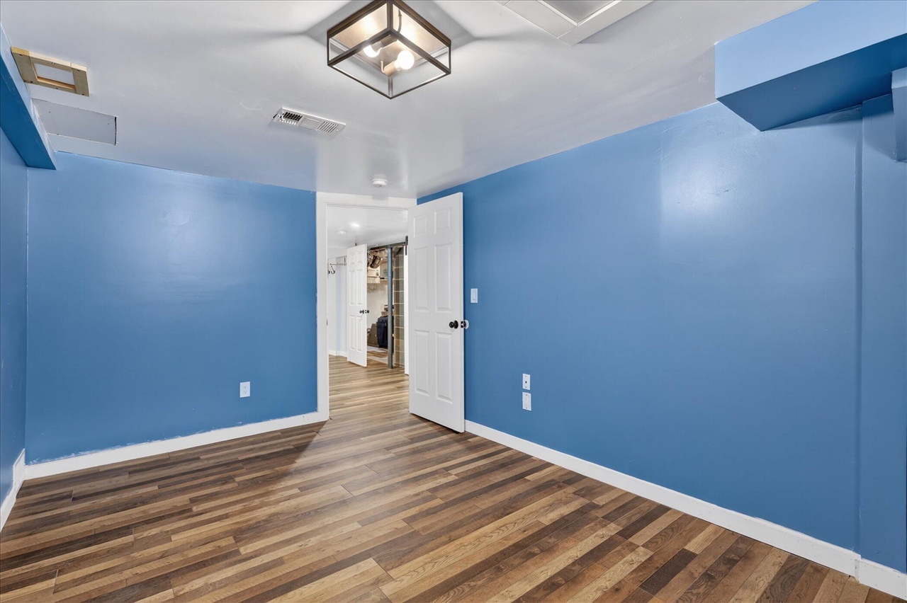 3834 Wyoming Avenue, Wyoming, MI, 49519-3660