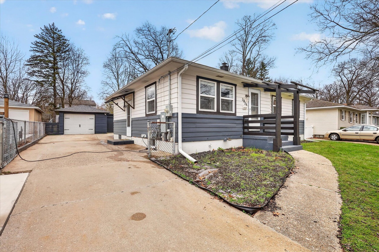 3834 Wyoming Avenue, Wyoming, MI, 49519-3660