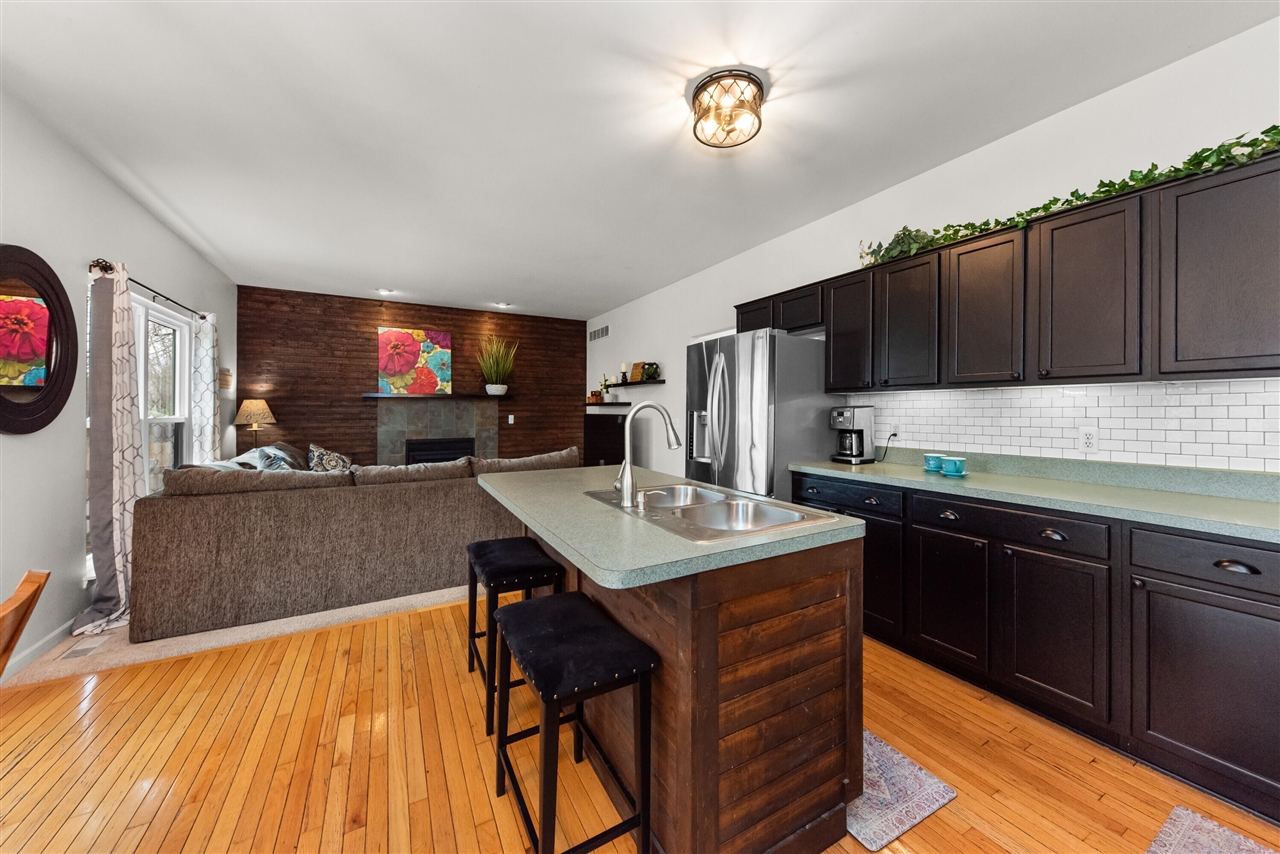 9033 Timbercrest Lane, Whitmore Lake, MI, 48189-8207