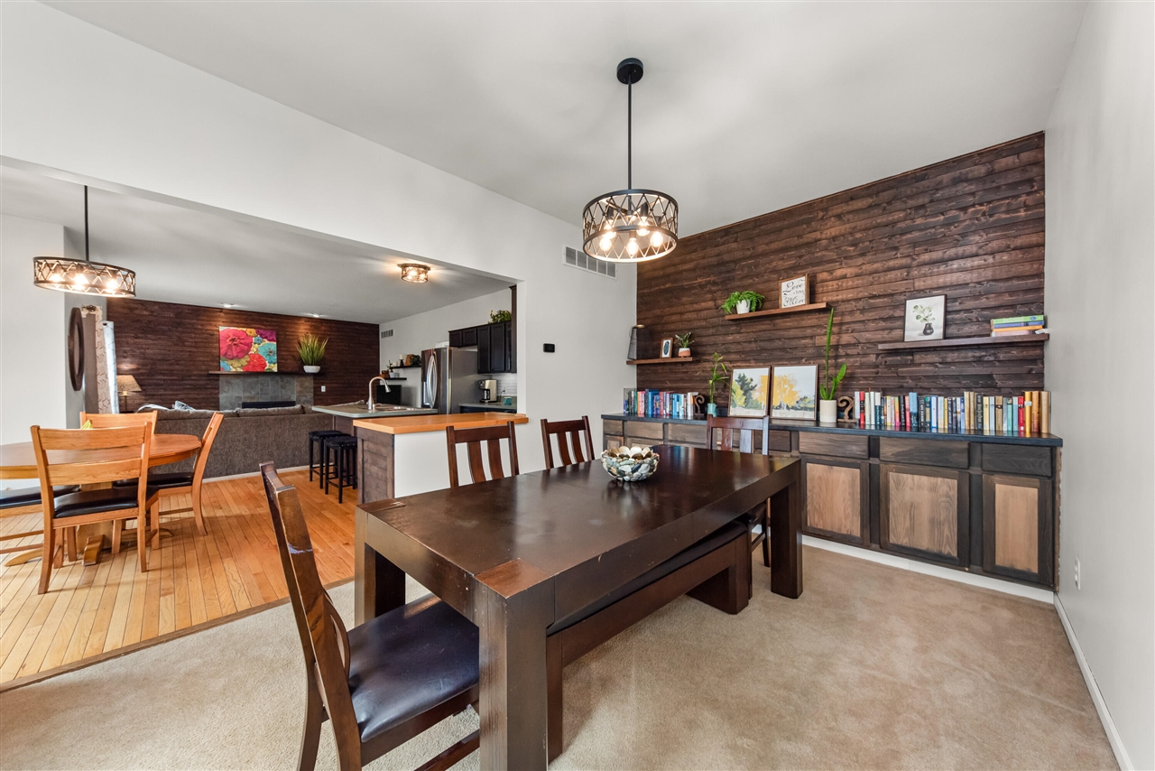 9033 Timbercrest Lane, Whitmore Lake, MI, 48189-8207