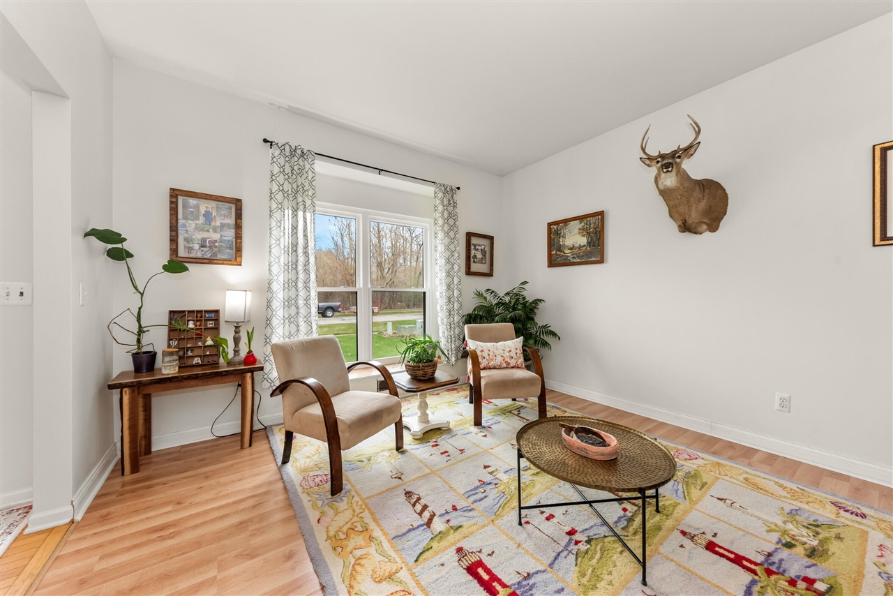 9033 Timbercrest Lane, Whitmore Lake, MI, 48189-8207