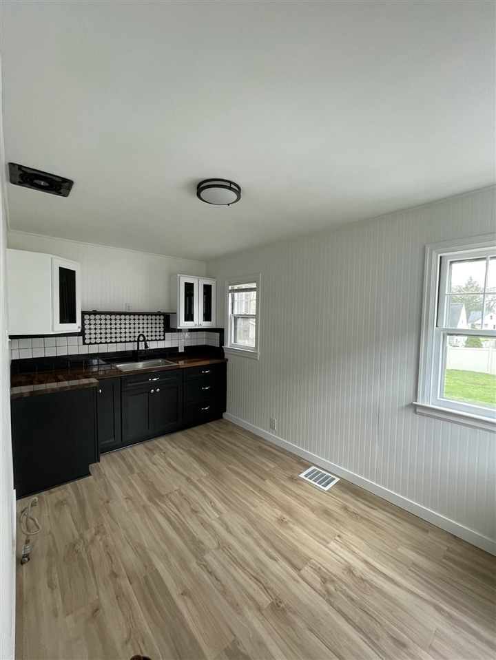 136 Wiltshire Avenue, Battle Creek, MI, 49015-2036