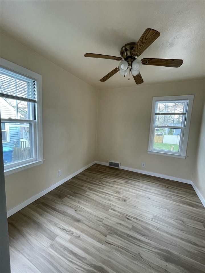 136 Wiltshire Avenue, Battle Creek, MI, 49015-2036