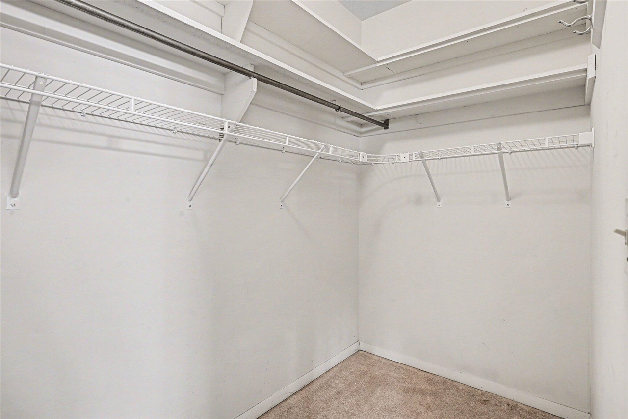 242 Dunbarton Court, Kalamazoo, MI, 49006