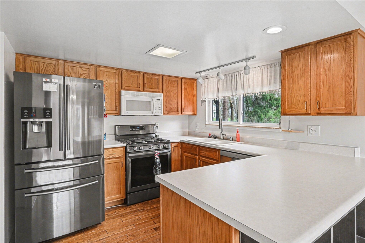 242 Dunbarton Court, Kalamazoo, MI, 49006