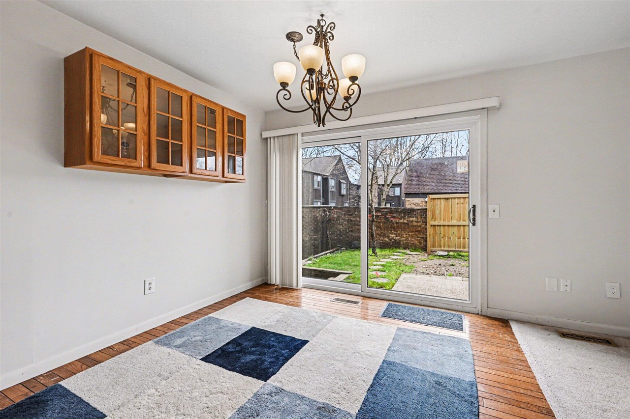 242 Dunbarton Court, Kalamazoo, MI, 49006