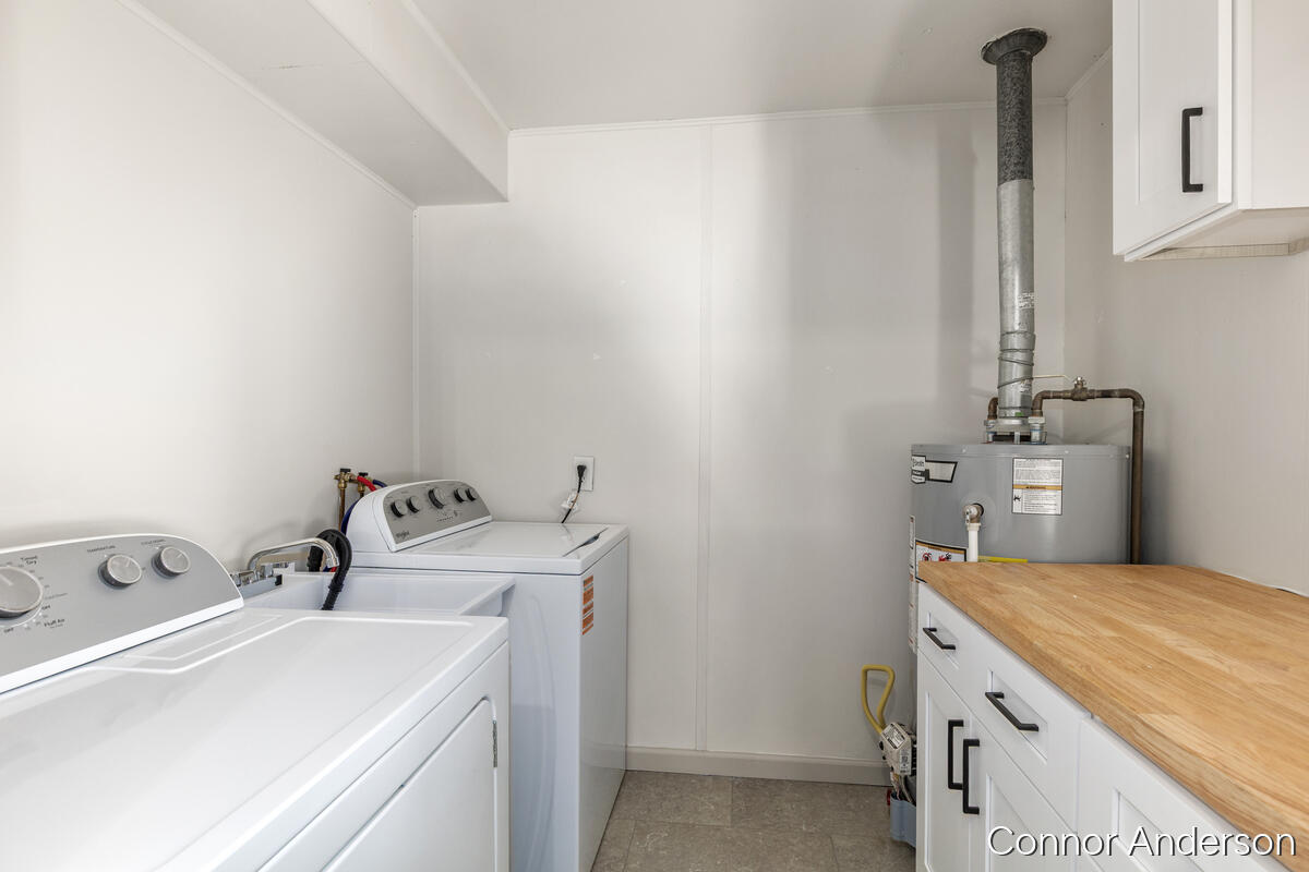 15403 Pine Street, Grand Haven, MI, 49417-2937