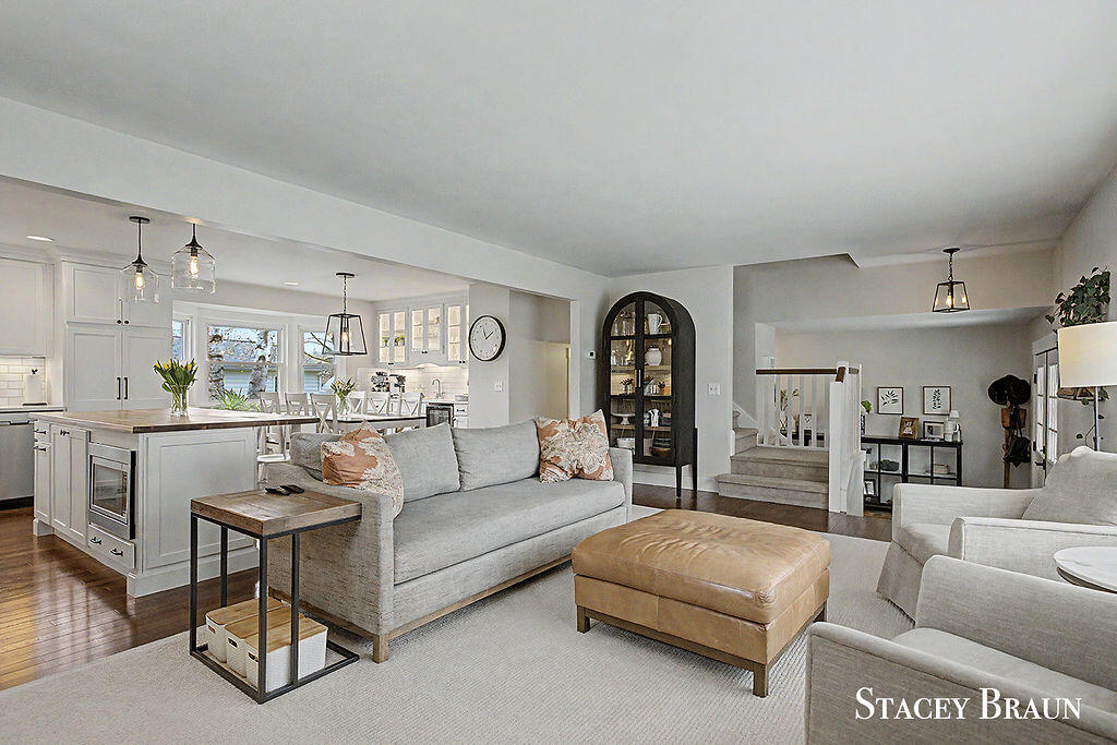 3045 Meadow Way Street, Grand Rapids, MI, 49546-5722