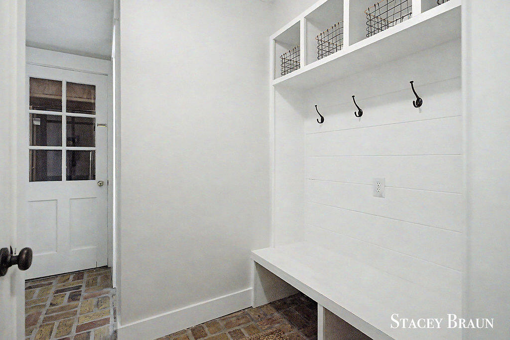 3045 Meadow Way Street, Grand Rapids, MI, 49546-5722