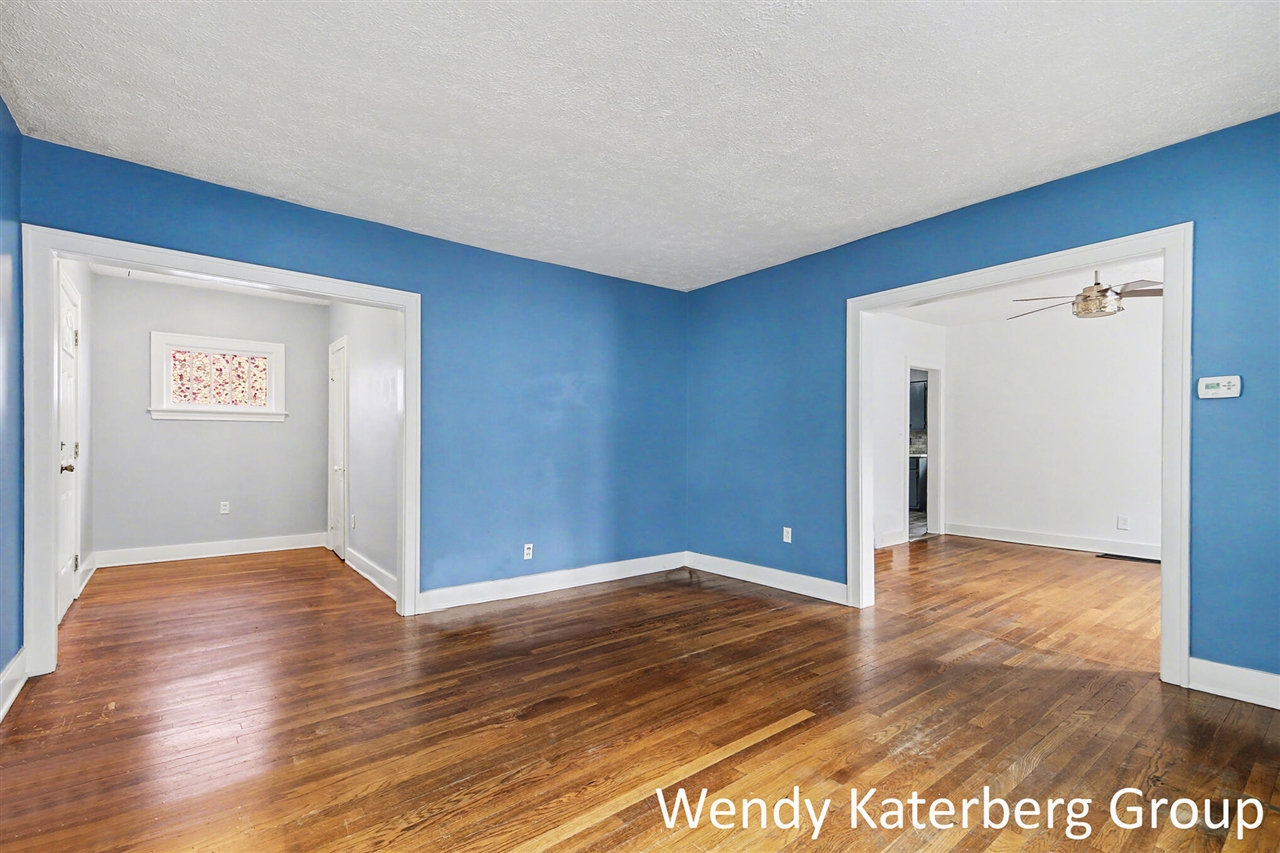 1030 Garfield Avenue, Grand Rapids, MI, 49504-4001