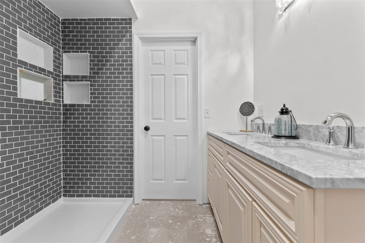 331 E State Street, Hanover, MI, 49241