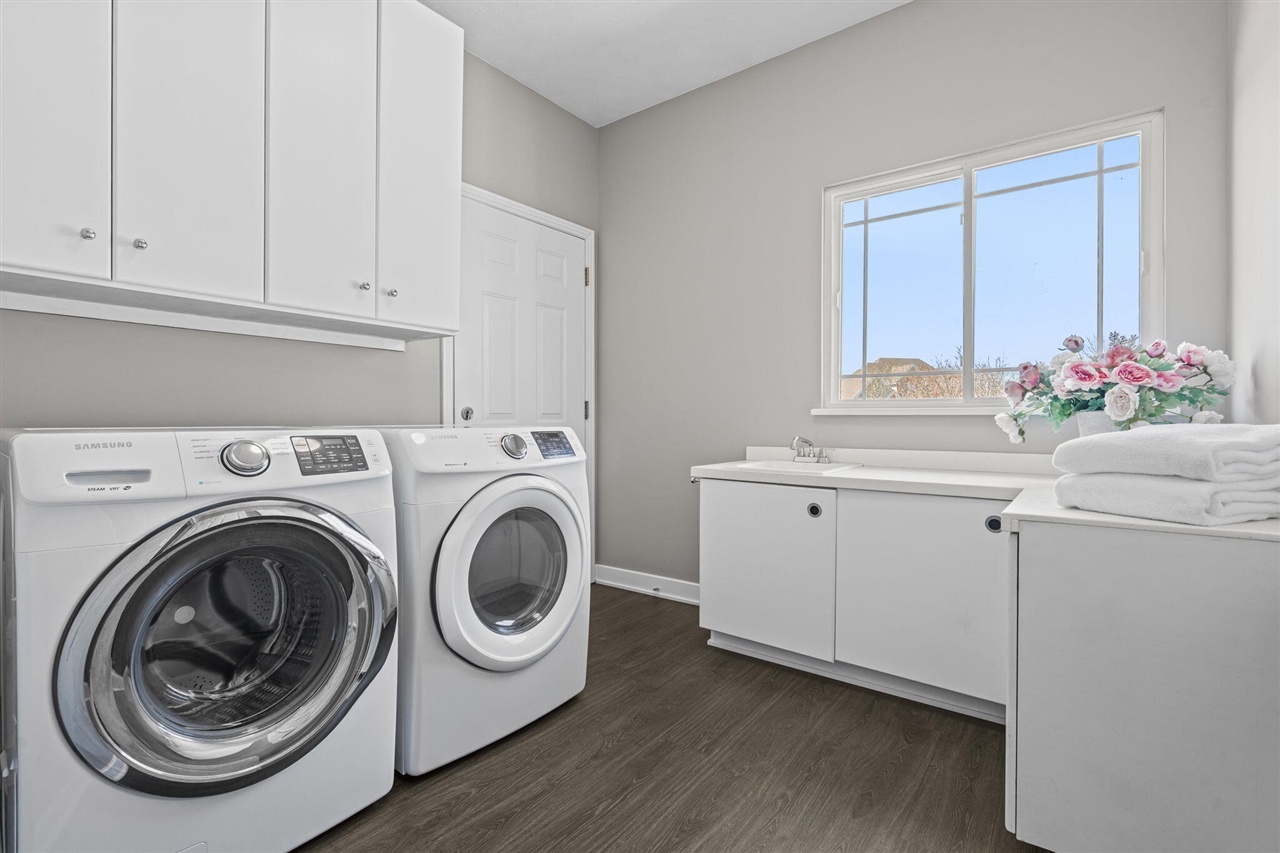 1970 Wellpoint Court, Ada, MI, 49301-8523