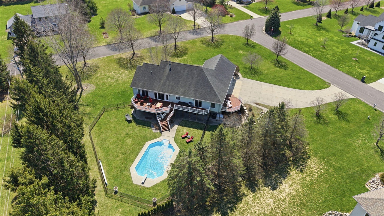 1970 Wellpoint Court, Ada, MI, 49301-8523