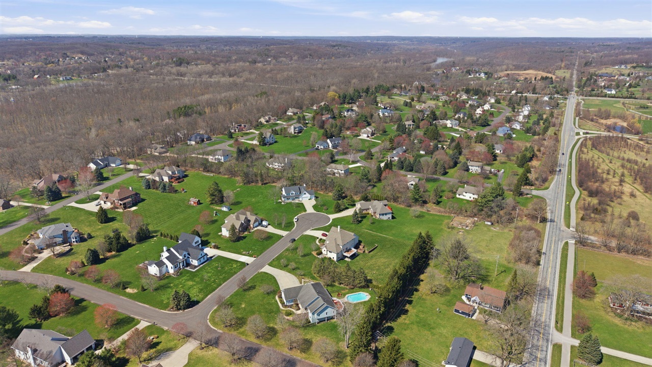 1970 Wellpoint Court, Ada, MI, 49301-8523