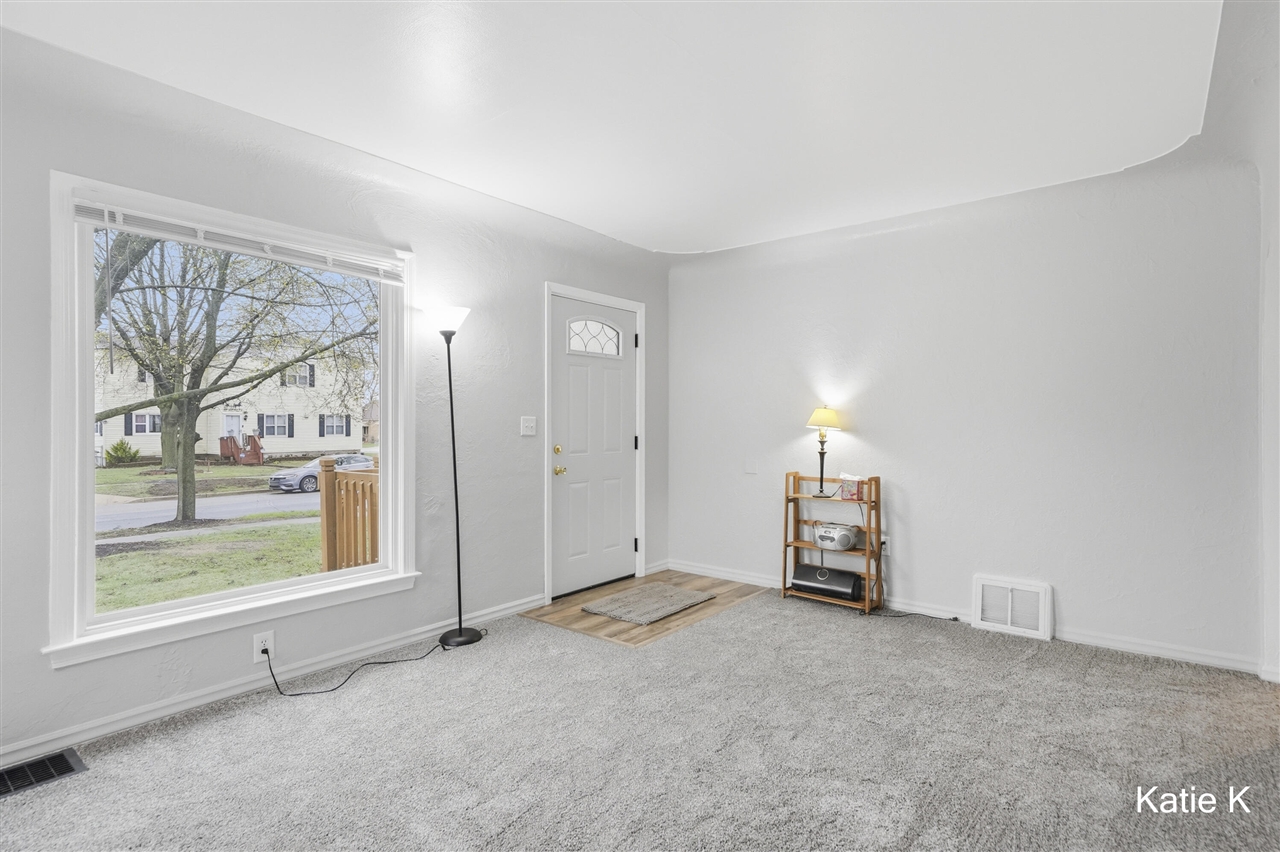 45 Avonlea Street, Wyoming, MI, 49548