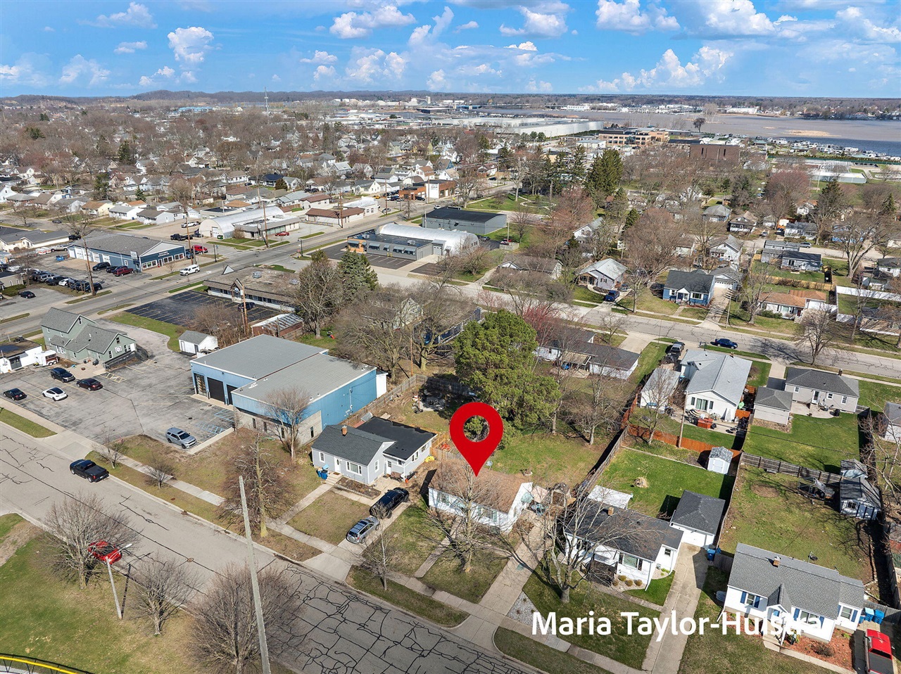 1525 Grant Avenue, Grand Haven, MI, 49417-2015