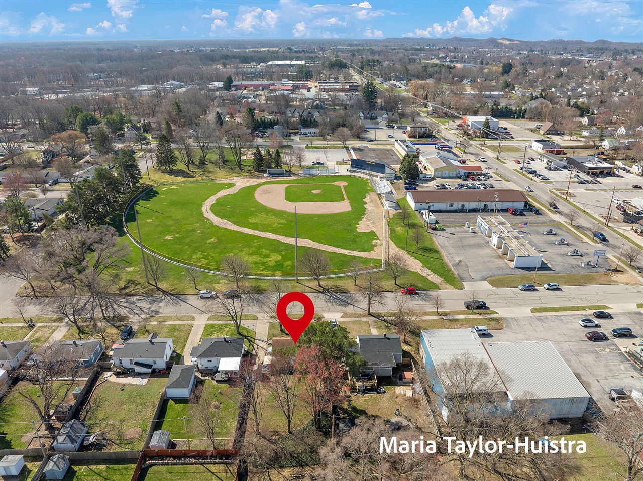 1525 Grant Avenue, Grand Haven, MI, 49417-2015