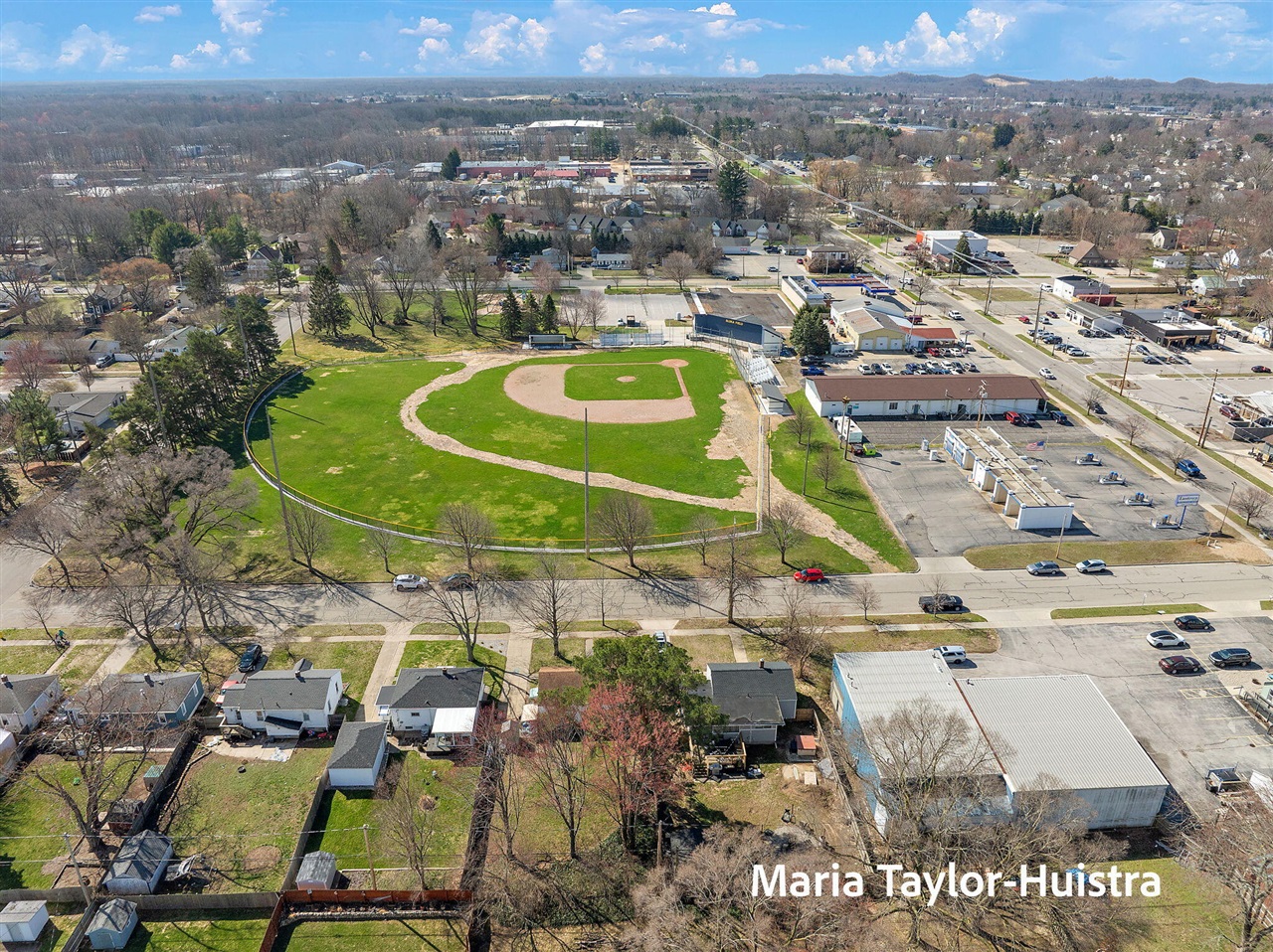 1525 Grant Avenue, Grand Haven, MI, 49417-2015