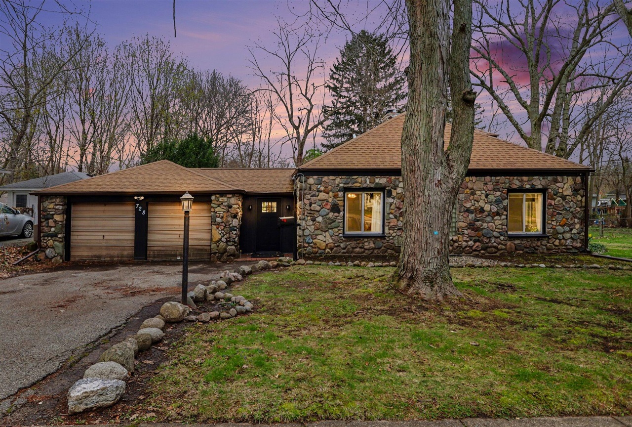728 Jenks Boulevard, Kalamazoo, MI, 49006