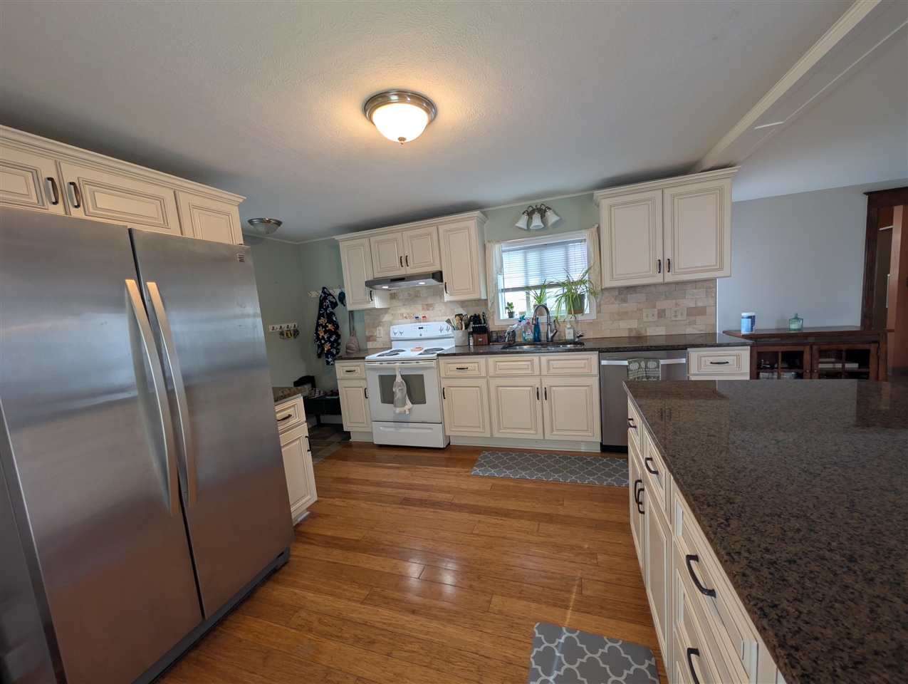 301 W Washington Street, Greenville, MI, 48838-2263