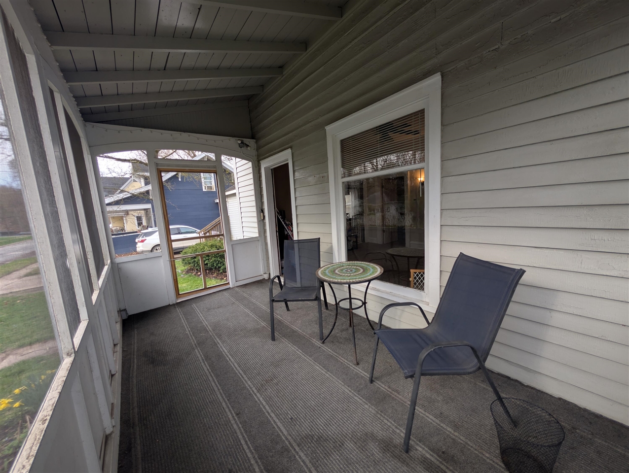 301 W Washington Street, Greenville, MI, 48838-2263