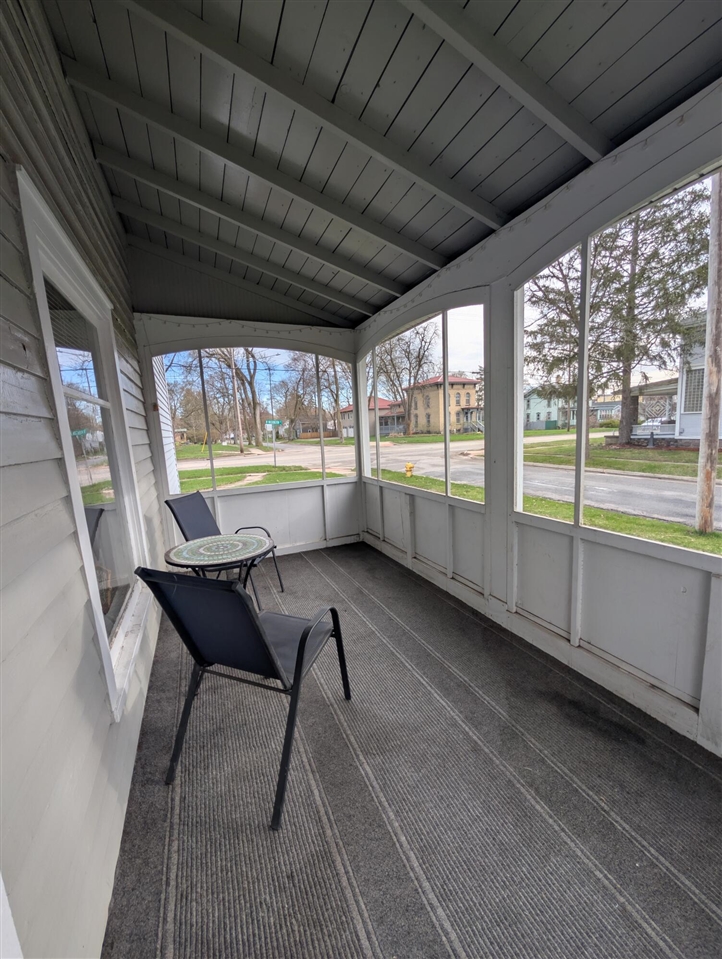 301 W Washington Street, Greenville, MI, 48838-2263