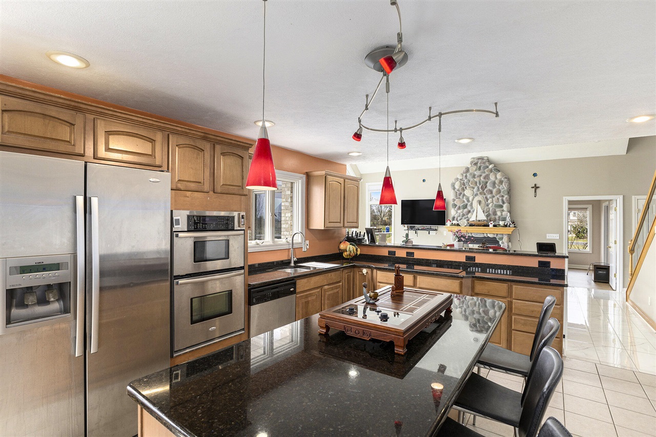 17 Coronado Drive, Jackson, MI, 49201-9842