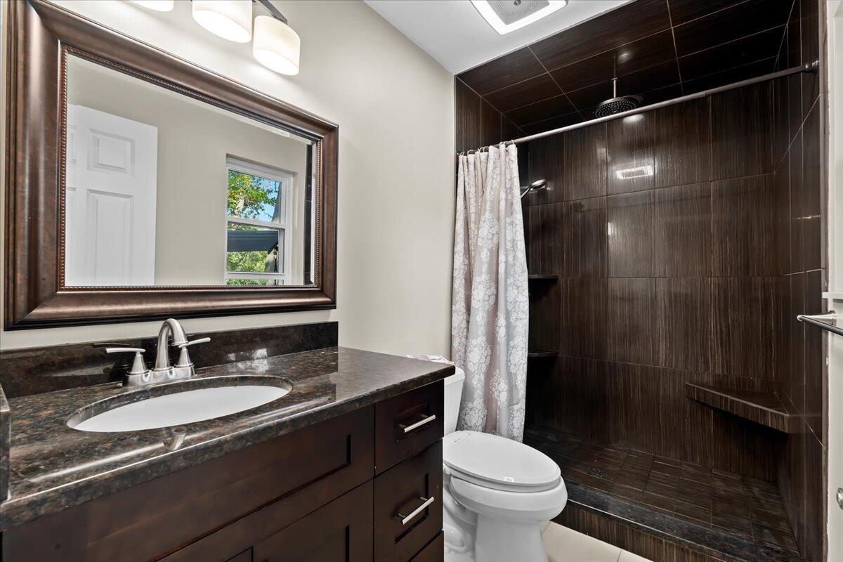 10932 Green Oaks Drive, South Lyon, MI, 48178-9345