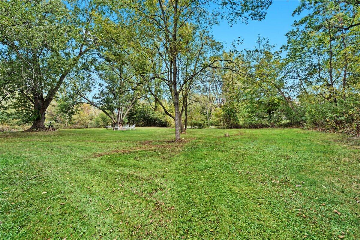 10932 Green Oaks Drive, South Lyon, MI, 48178-9345