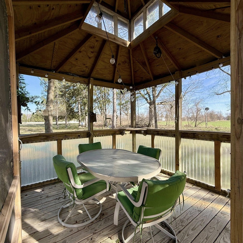 5305 N Osborn Road, Riverdale, MI, 48877-9796