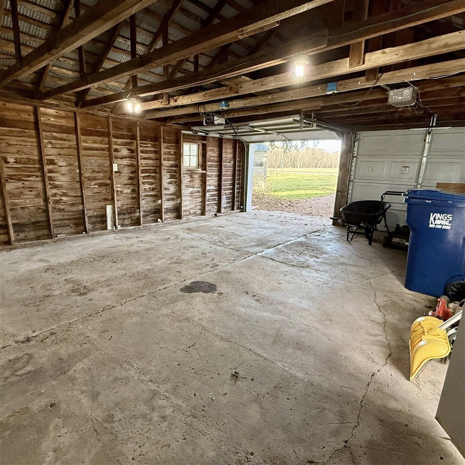 5305 N Osborn Road, Riverdale, MI, 48877-9796