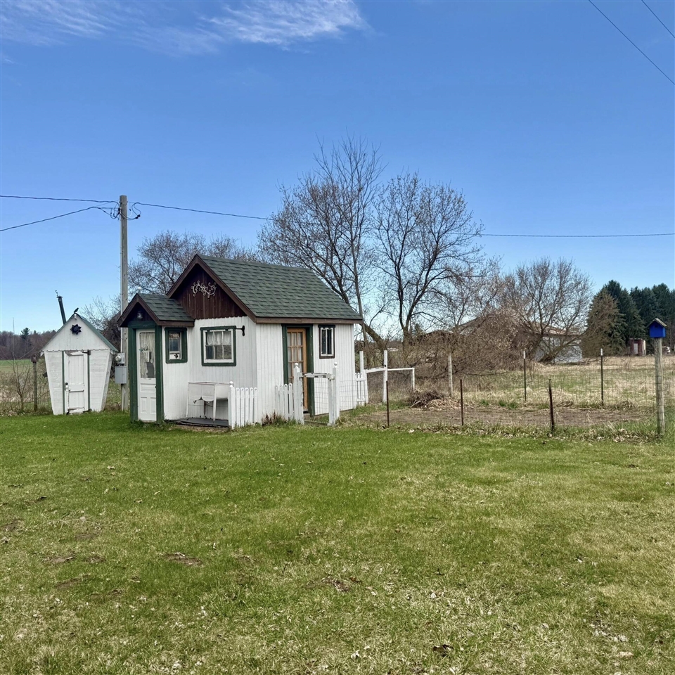 5305 N Osborn Road, Riverdale, MI, 48877-9796